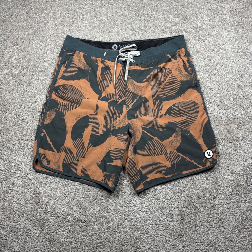 Vuori Cruise Board Shorts Mens 32 Clay Orange Palm Leaf Swim Trunks 7" V314